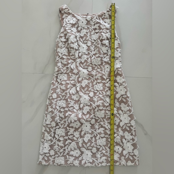 Aidan Mattox  Women White Flower Lace Sleeveless Mini  Dress Size US 6 | EU 38 - Picture 10 of 14